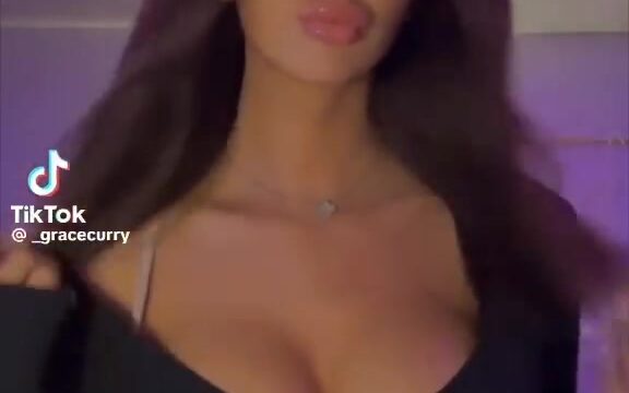 Gracxxe Sexy Dancing Leaked Video